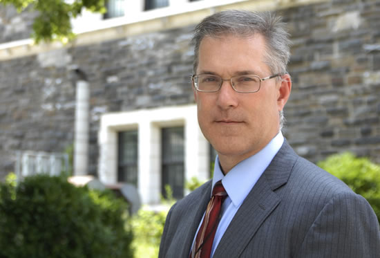 Dr. Vincent Boudreau