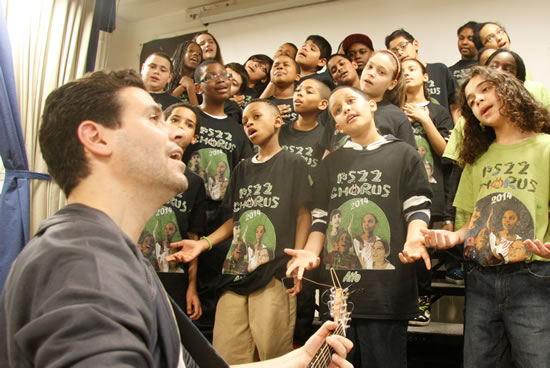 Elementary School Chorus in PS22, SI Performs at Academy Awards