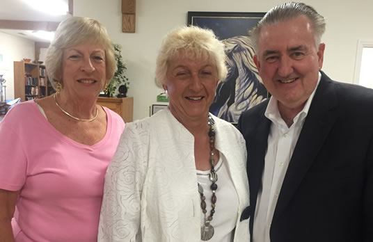 (L-R) Eileen Merinakis, Chair, Bd. of Trustees Beacon College; Gloria Austin; Pres. George Hagerty, Beacon College